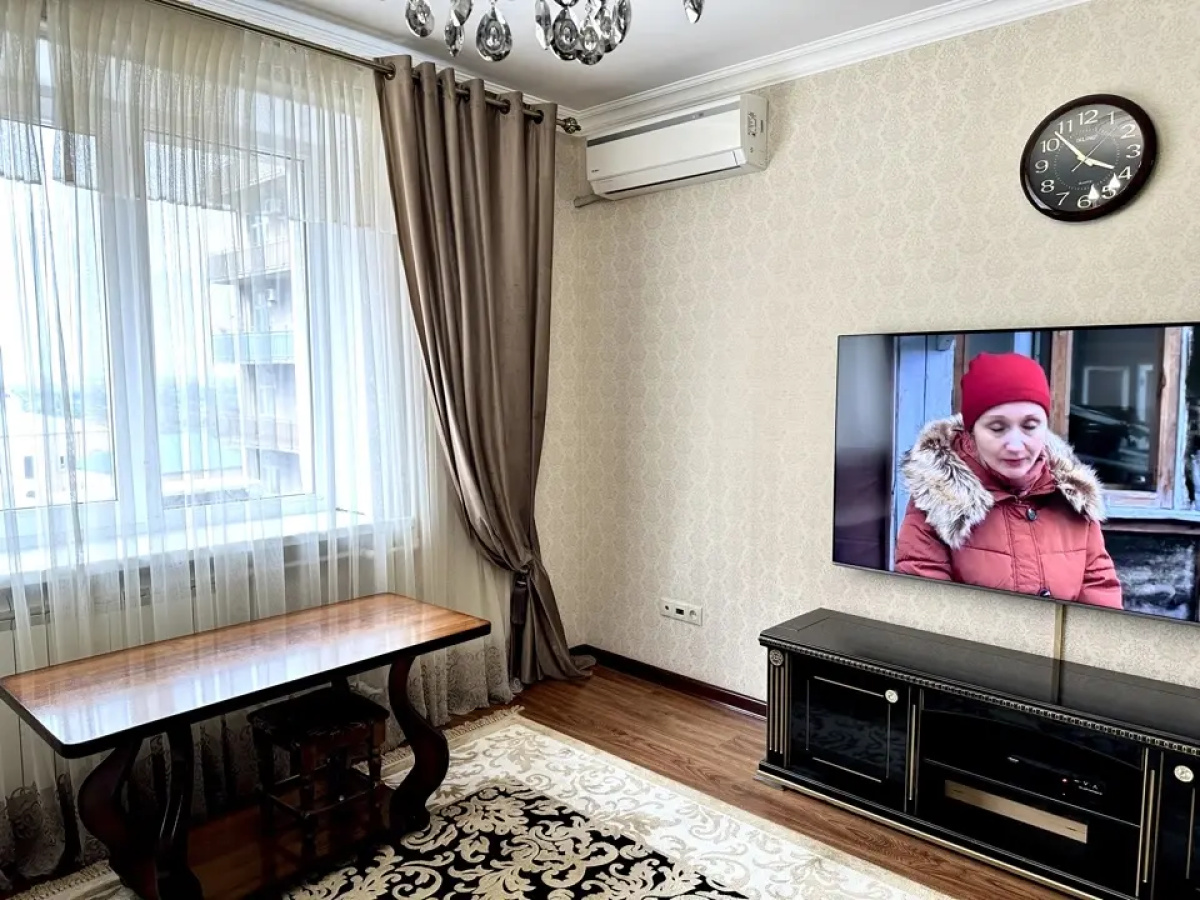 Квартира Гаджиева 164