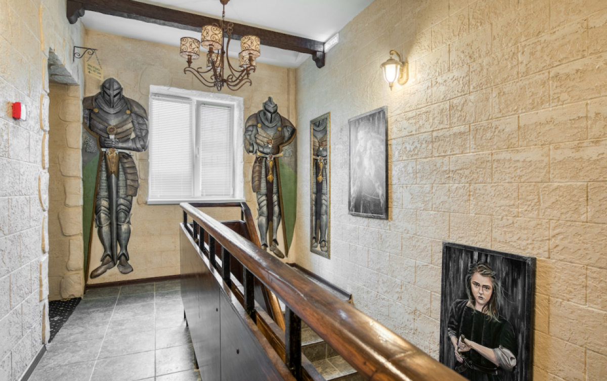 Отель Винтерфелл  Старый Арбат