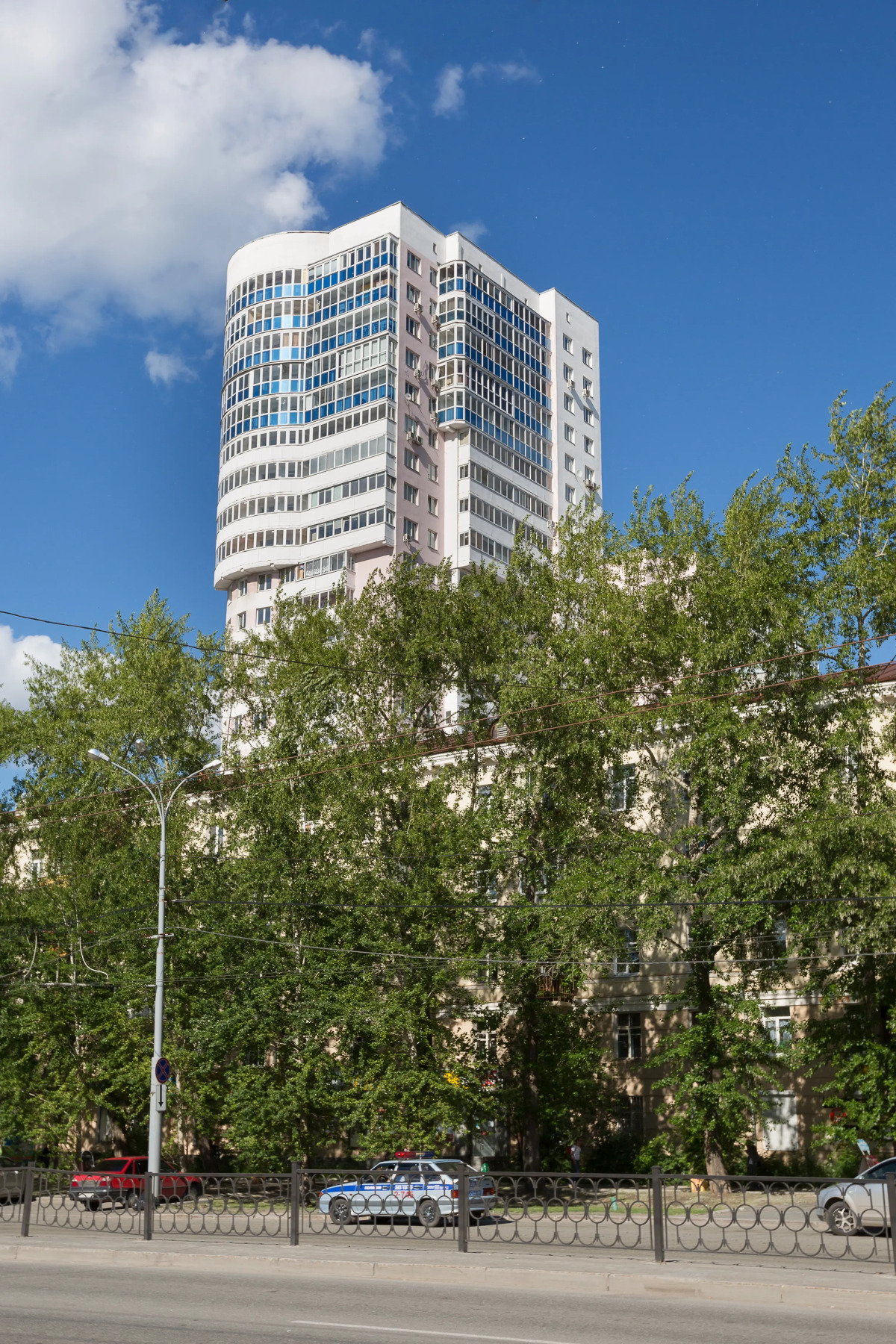 Апартаменты Этажидейли на Космонавтов 46а