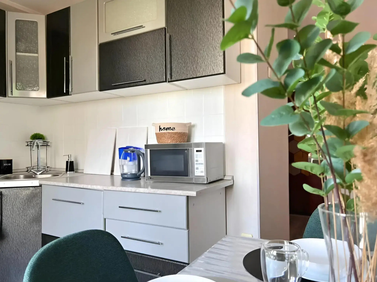 Квартира на Рихарда Зорге 42