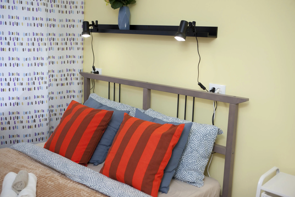 Квартира Серафимовича 1/4-6