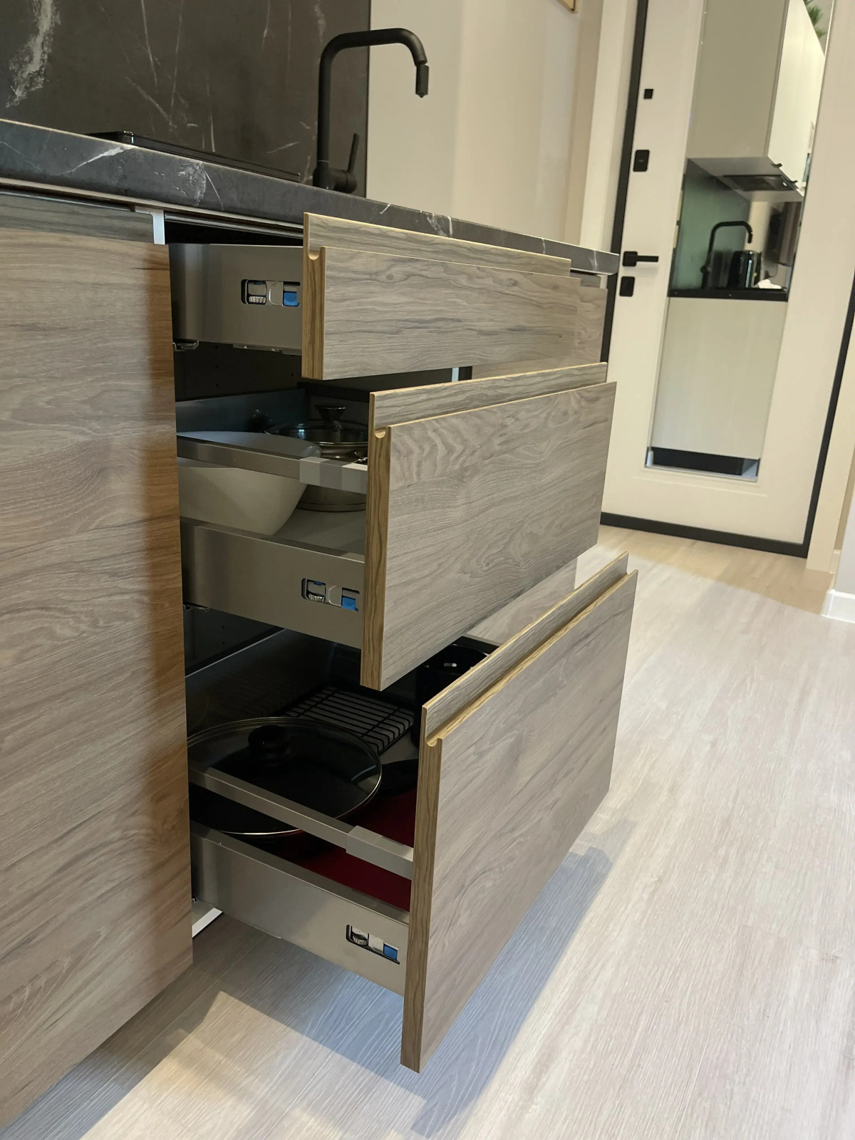 Апартаменты с видом на сосновый парк рядом с морем