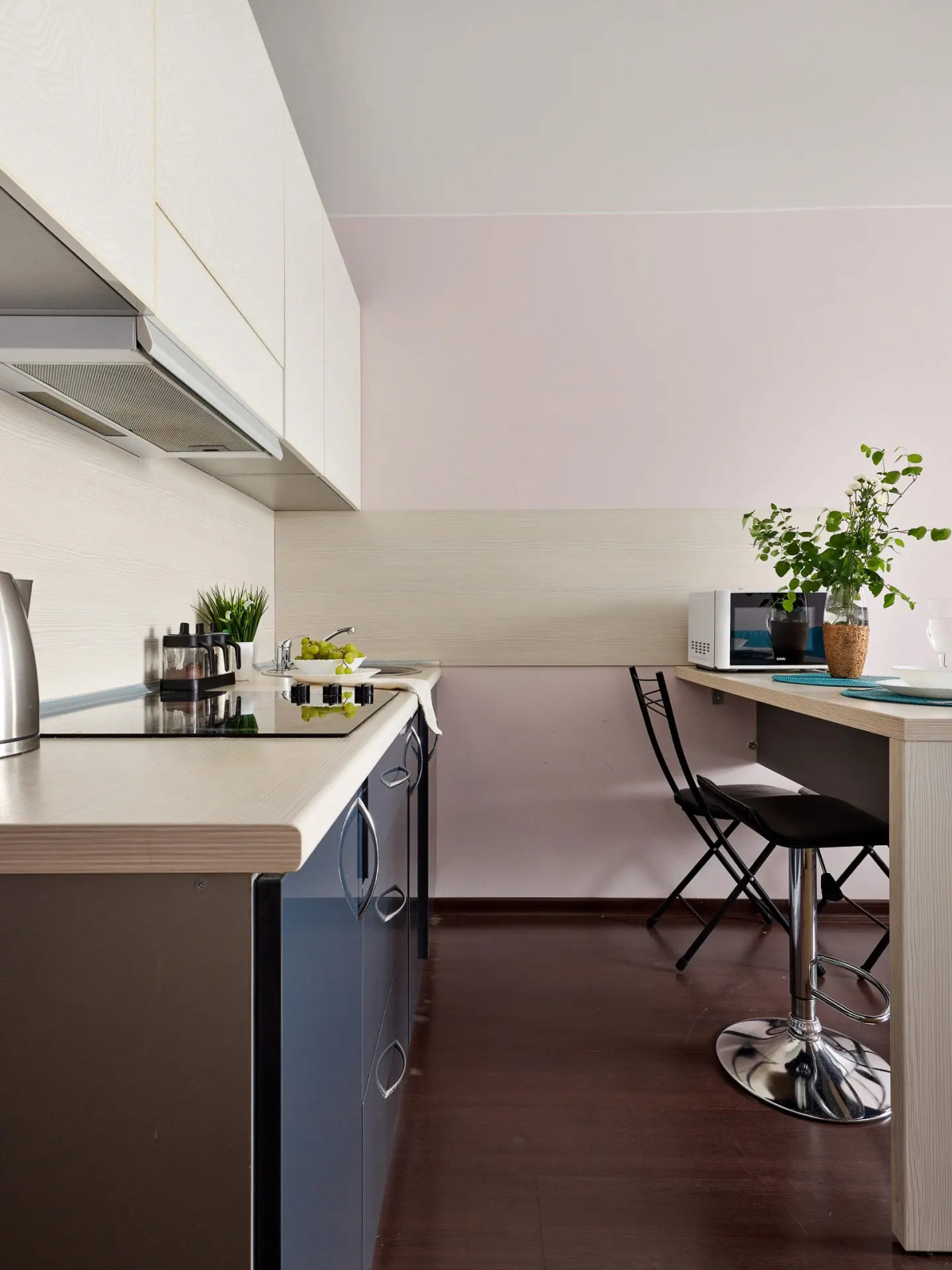 Квартира Студия Бирюза в 3 минутах пешком от метро Лесная