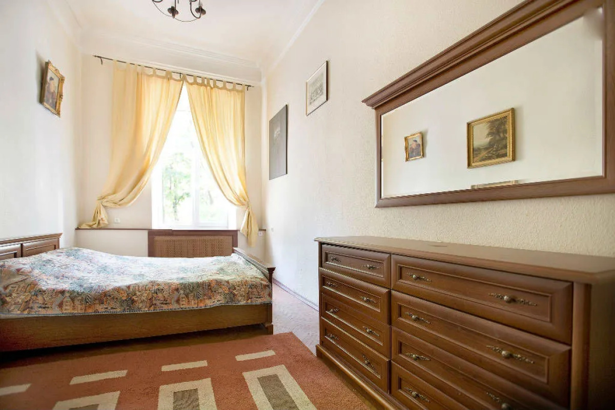 Апартаменты на Большой Конюшенной