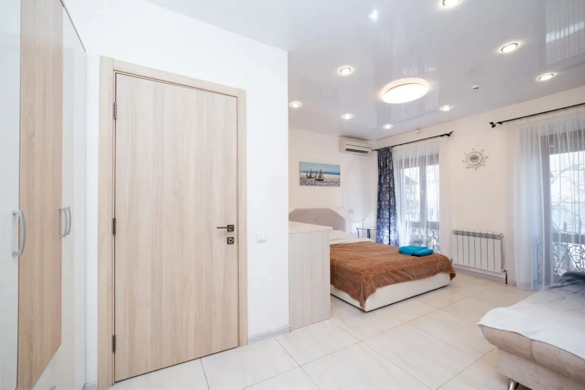 Апартаменты на Набережной 1