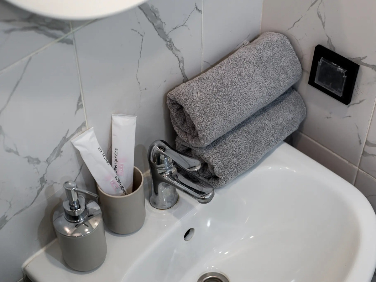 Апартаменты Comfort Life на Херсонской Black Cat