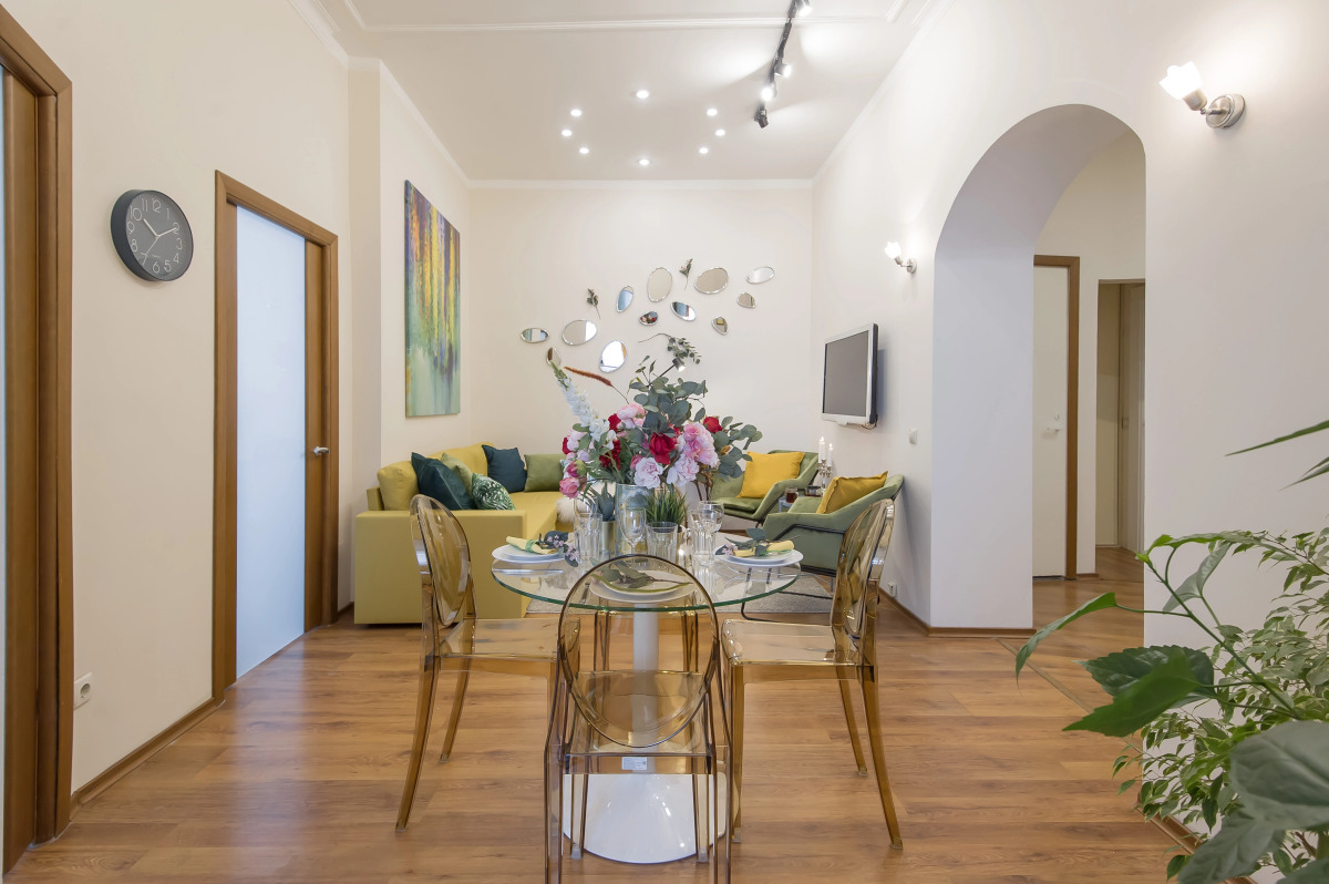 Квартира GM Apartments Стильная Трехкомнатная на Бульварном кольце