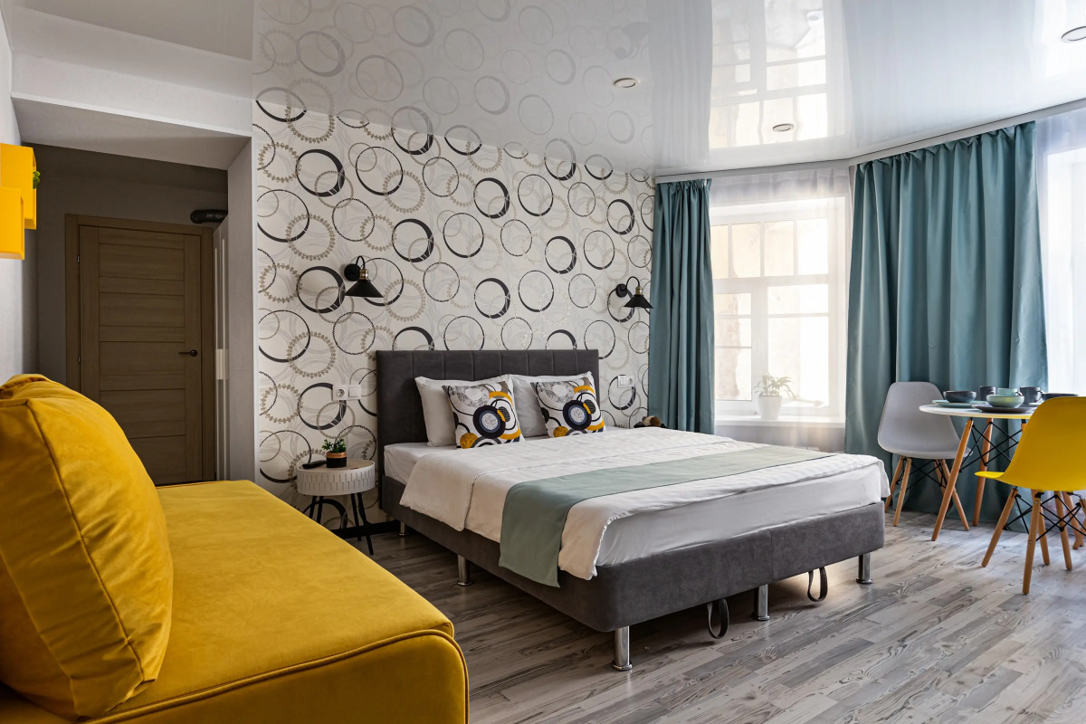 Комфортные апартаменты для троих с видом во двор