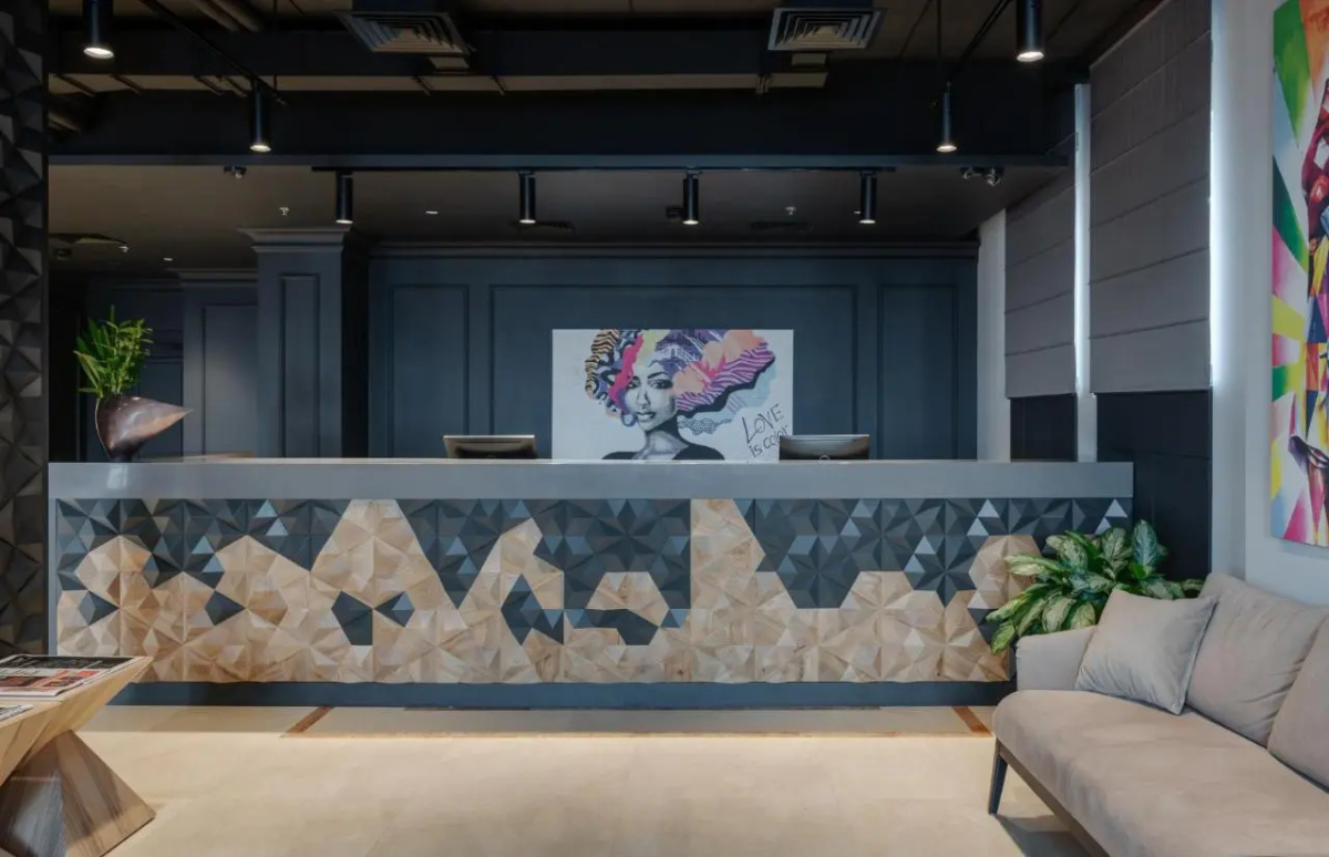 Отель Riviera House