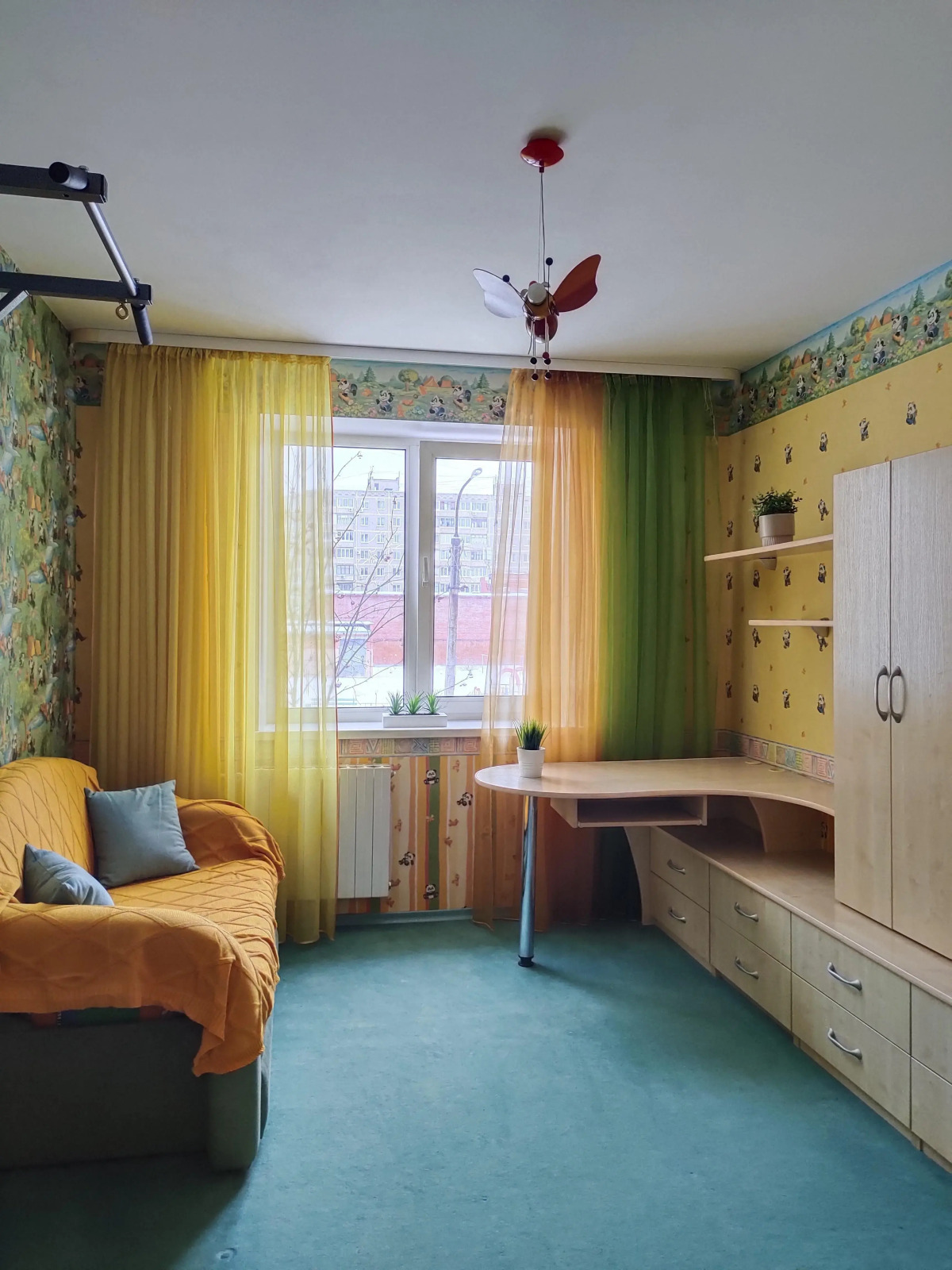 Квартира на Бикбая 23/2. Просторные трёхкомнатные апартаменты на 6 гостей.