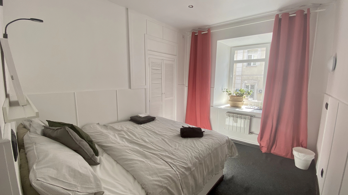 Апартаменты Серебрянический 14