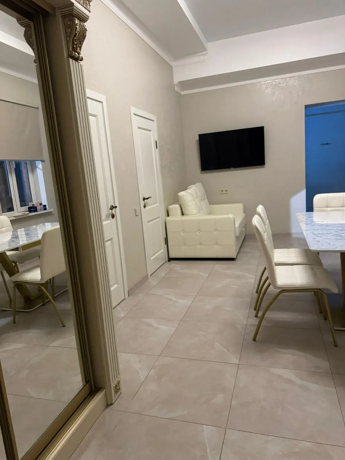 Отель Амаро