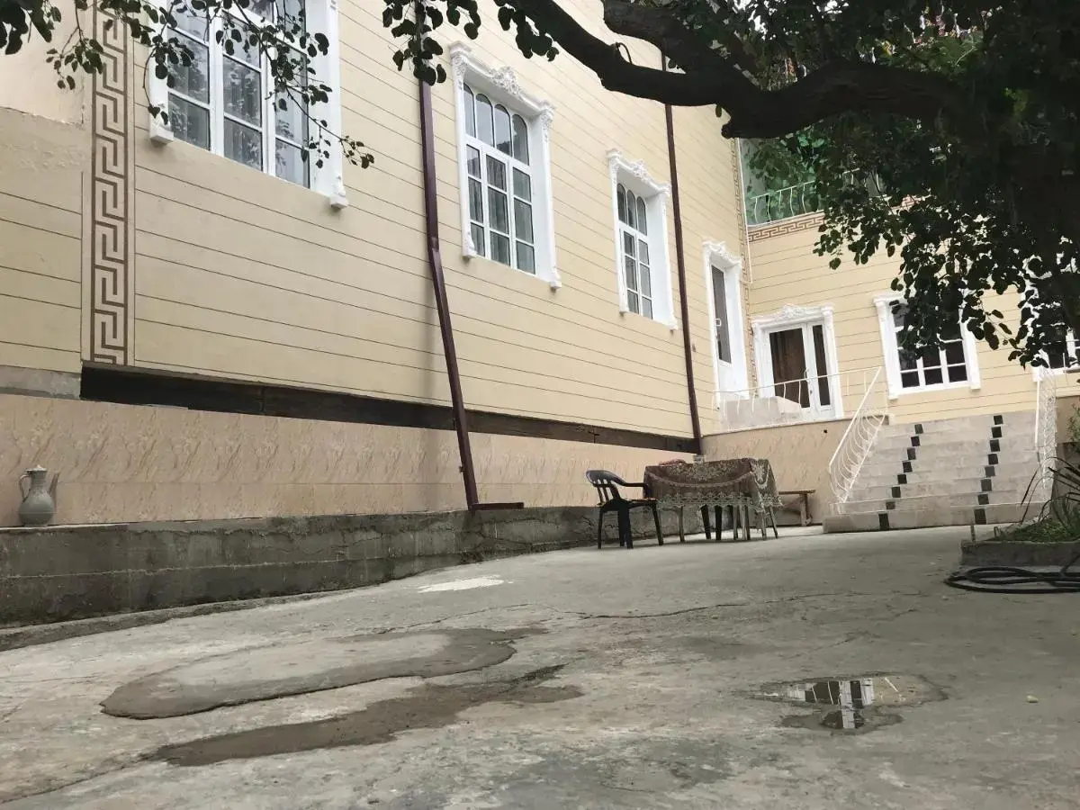 Хостел Diyor