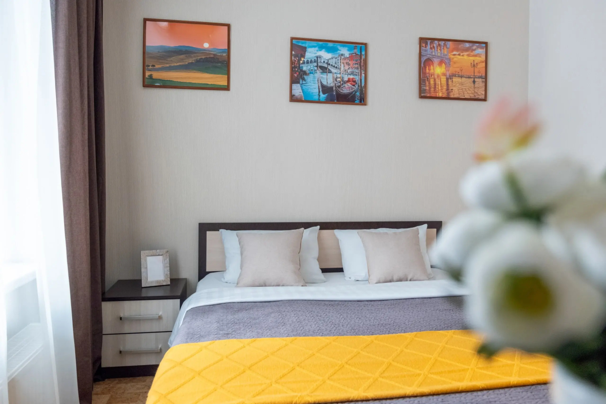 Апартаменты студия в одном из оживленных районов левого берега по улице Немировича -Данченко!