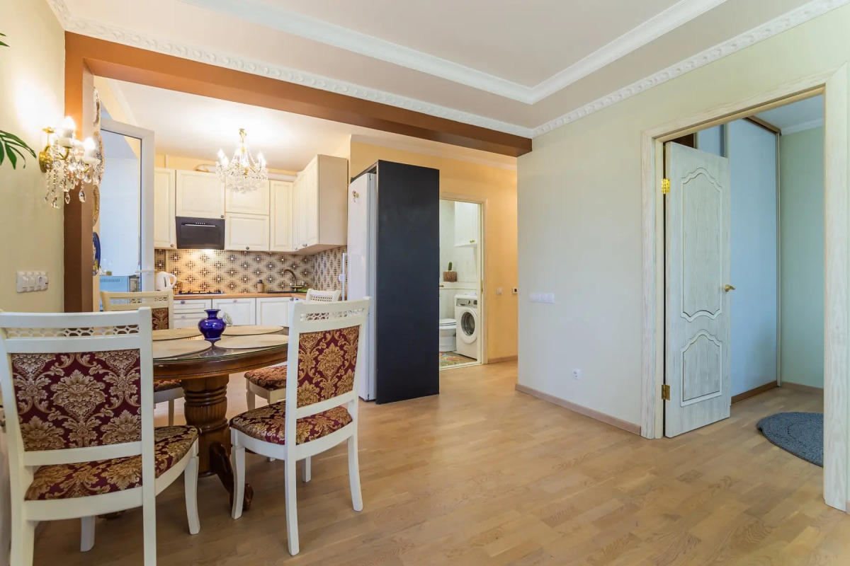 Апартаменты ДВА ГОРОДА - На набережной у Острова мечты и Технопарка