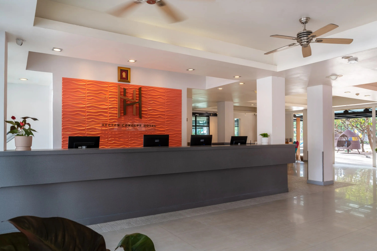 Отель Heeton Concept Pattaya by Compass Hospitality