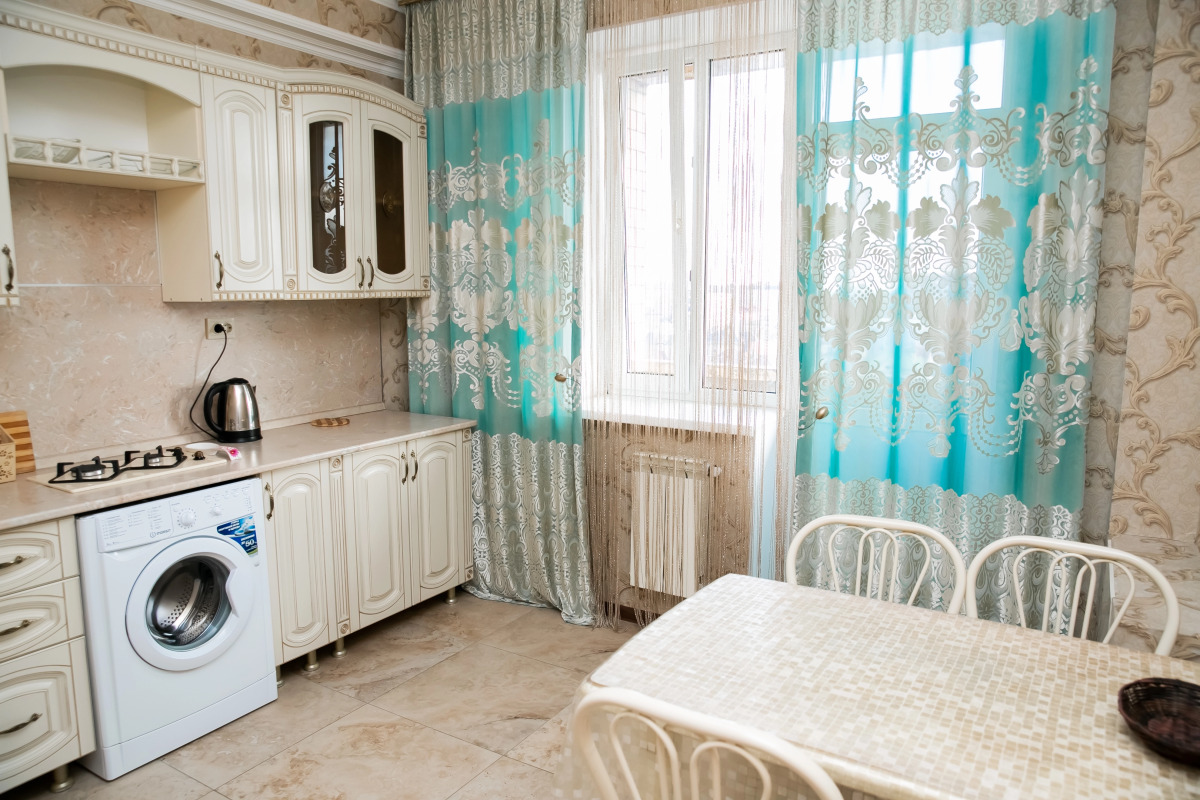 Апартаменты КвартОтель на М.Горького 85Б 14