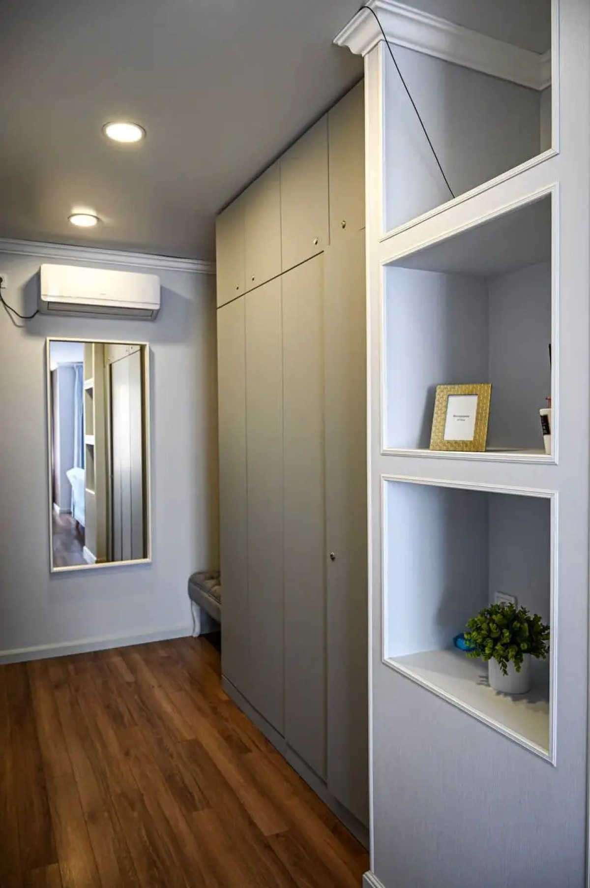 Апартаменты Энгельса 93