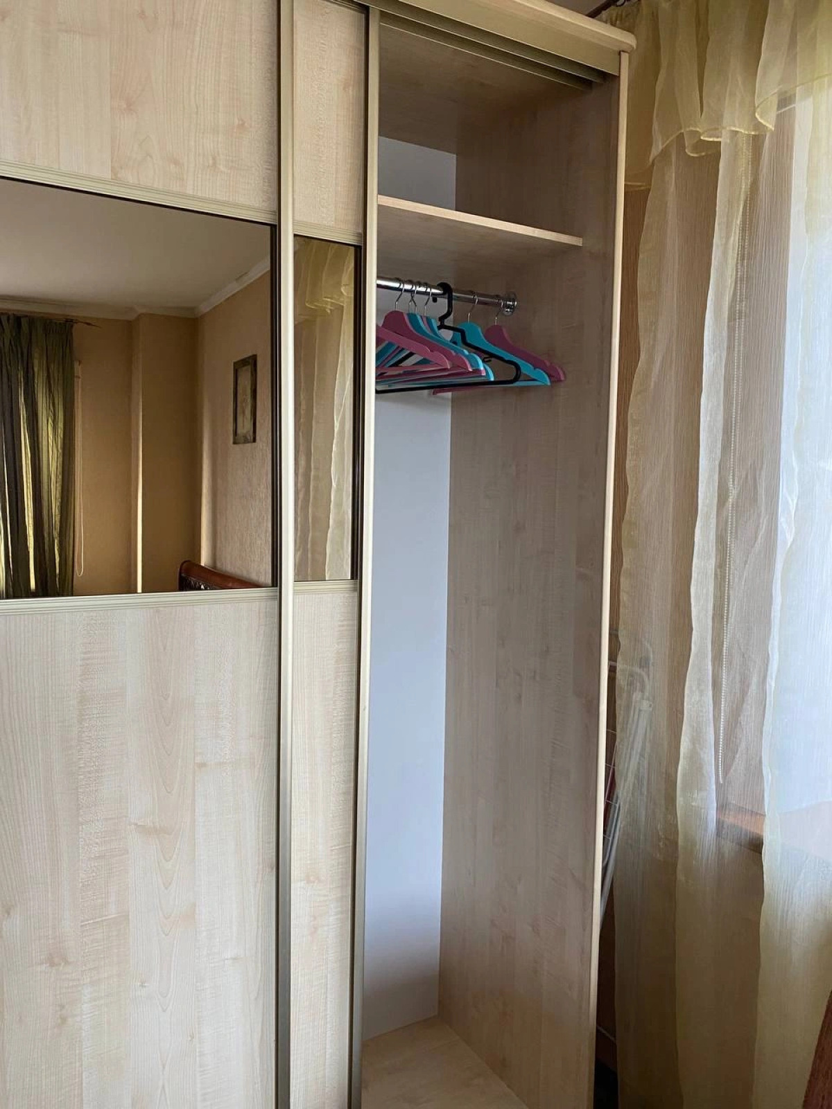 Квартира Cолнечная, уютная квартира 50кв.м рядом с метро