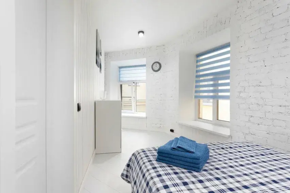 Апартаменты двухкомнатная квартира на Восстания 3-5