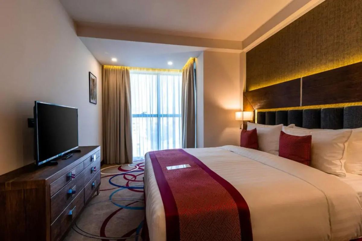 Отель Ramada and Suites by Wyndham Yerevan