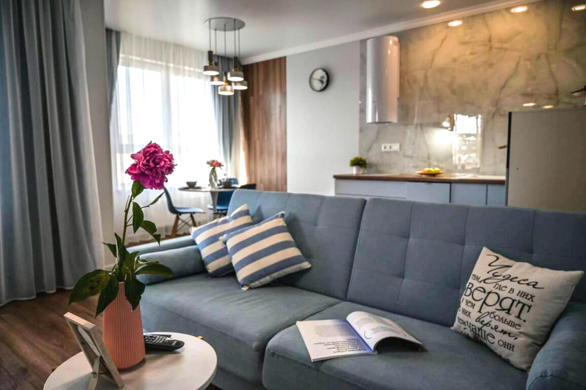 Апартаменты Энгельса 93