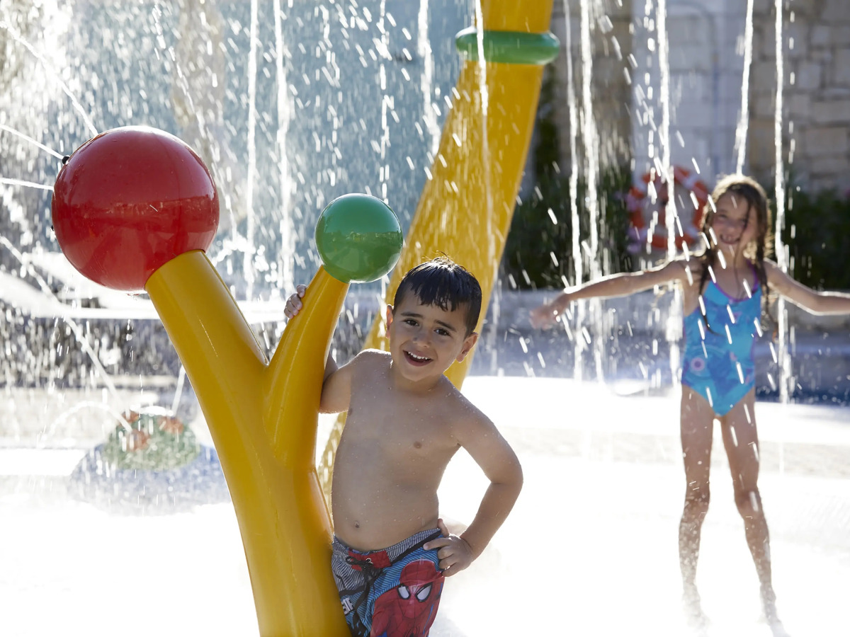 Отель Creta Maris