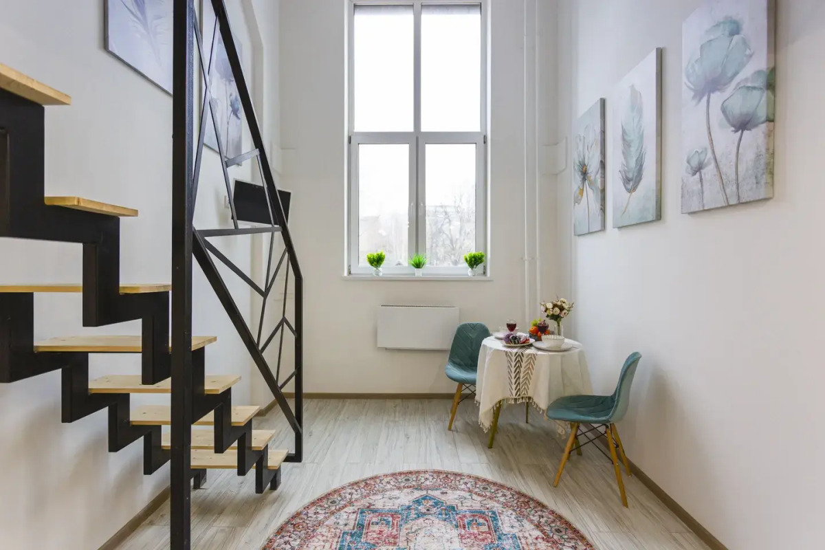 Квартира двухэтажная на Оптическом проезде 1