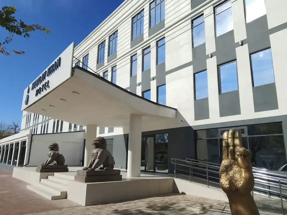 Отель Hubilay Khan