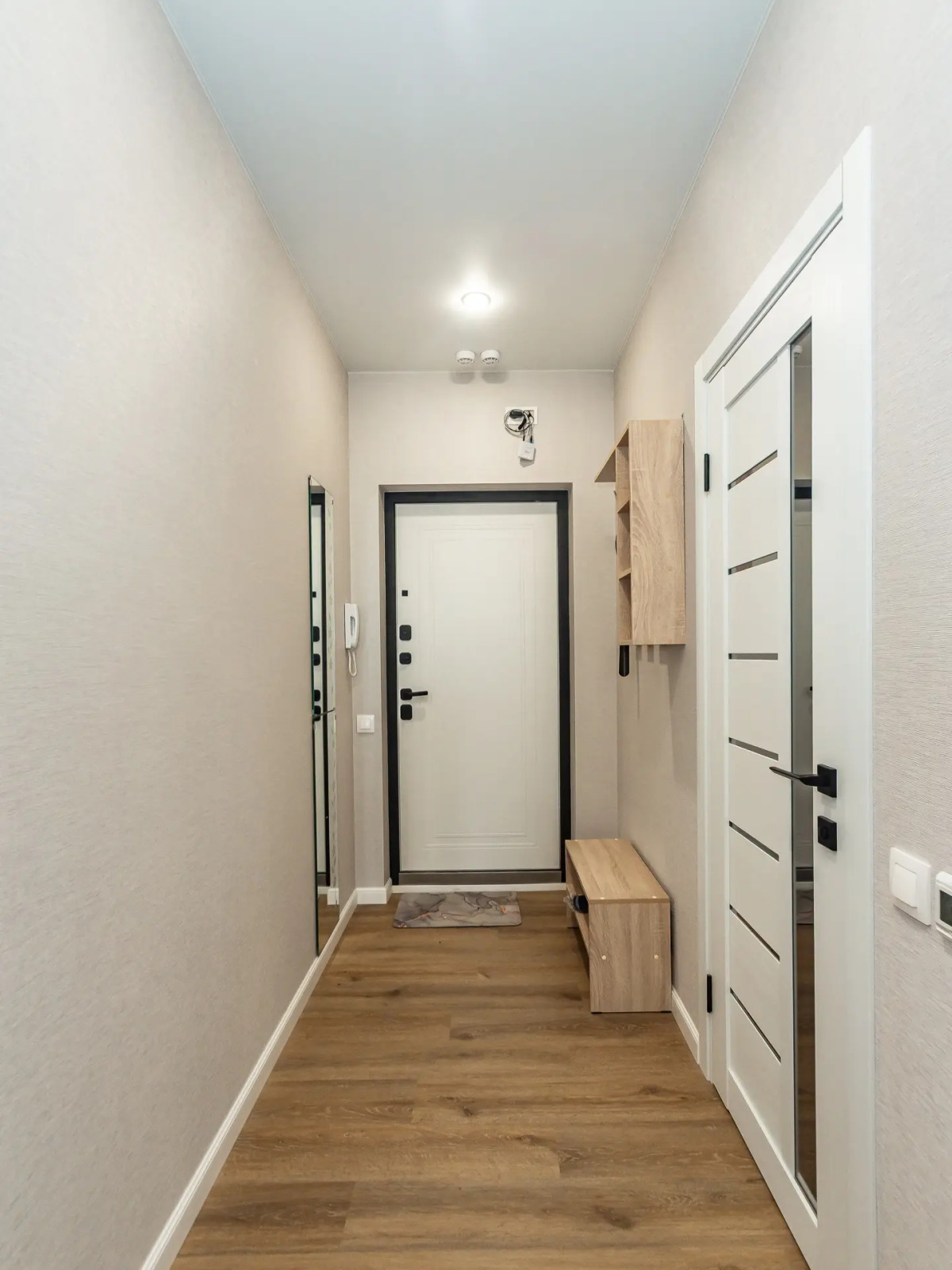 Квартира Студия Нефрит в доме бизнес-класса рядом с ЦГБ