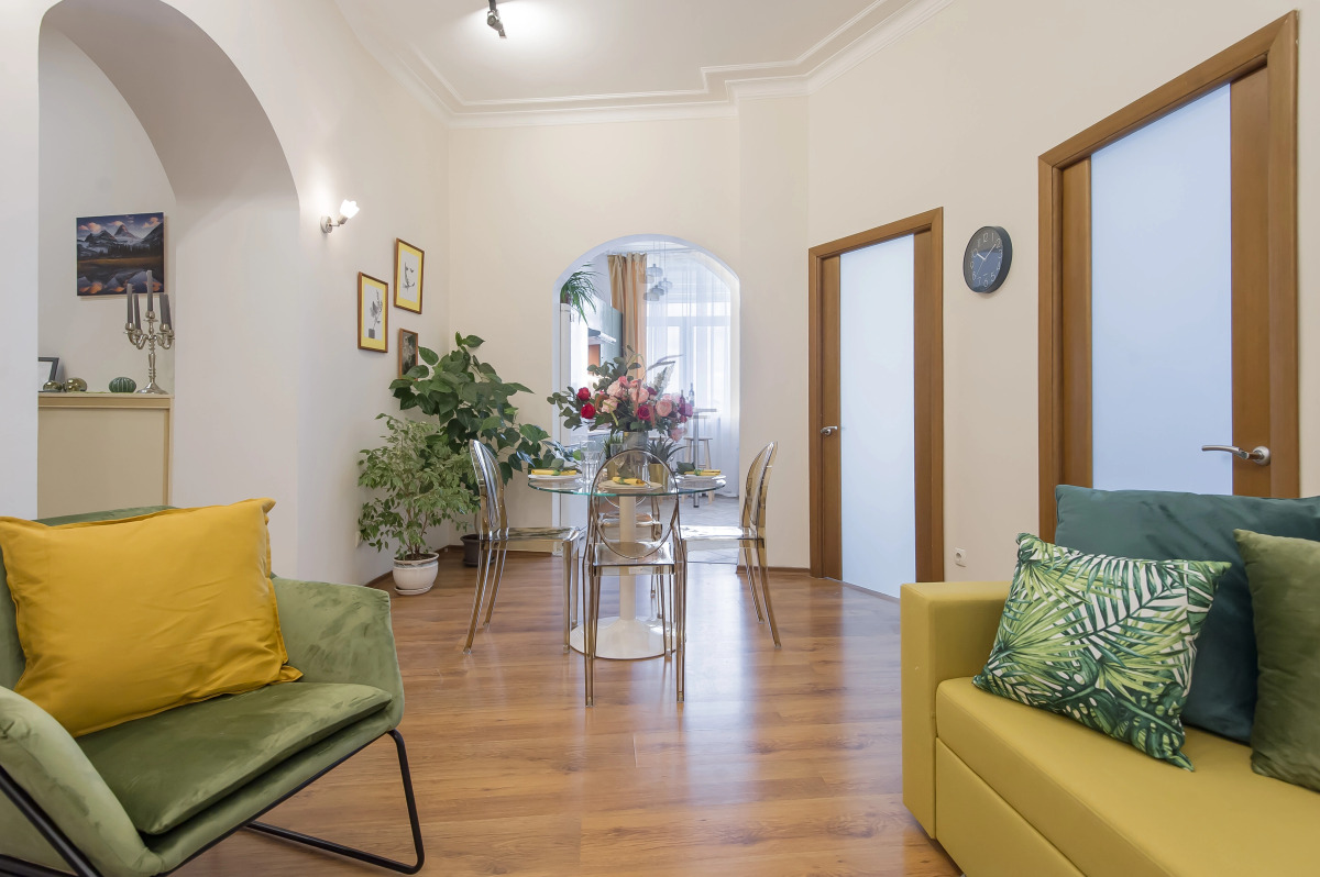 Квартира GM Apartments Стильная Трехкомнатная на Бульварном кольце