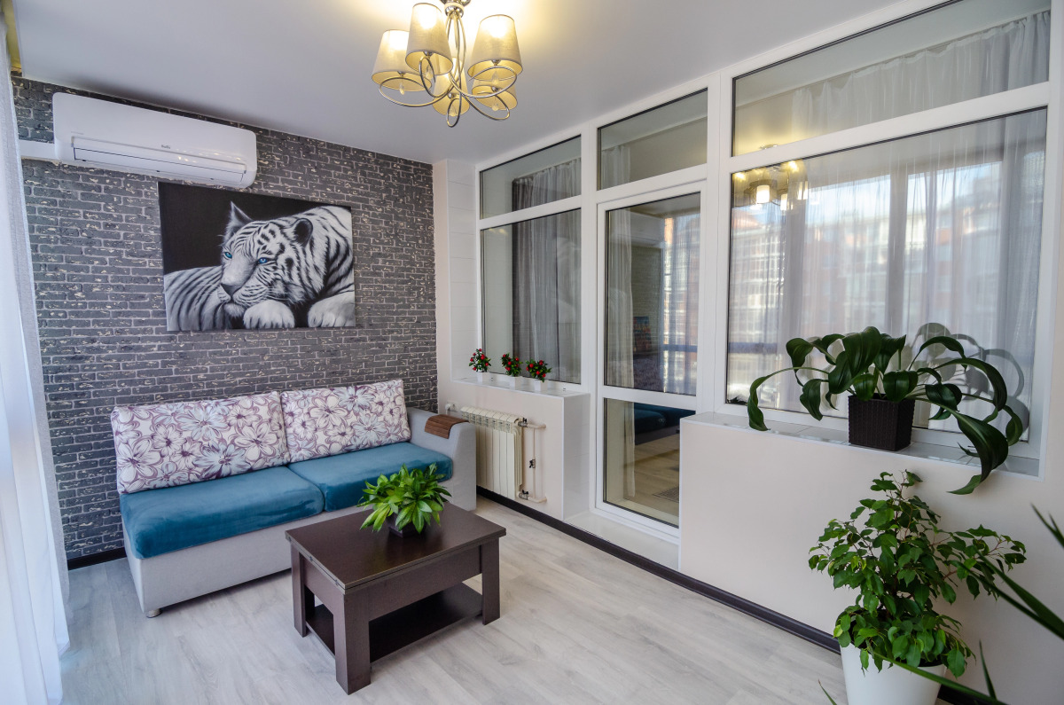 Апартаменты Красный Квадрат на Набережной