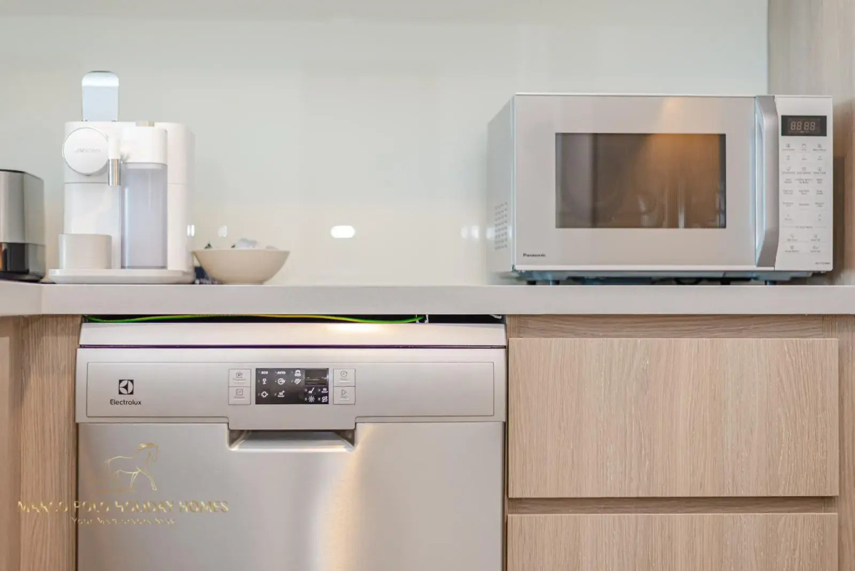 Апартаменты Marco Polo Fancy Marina Getaway With Mesmerizing Views