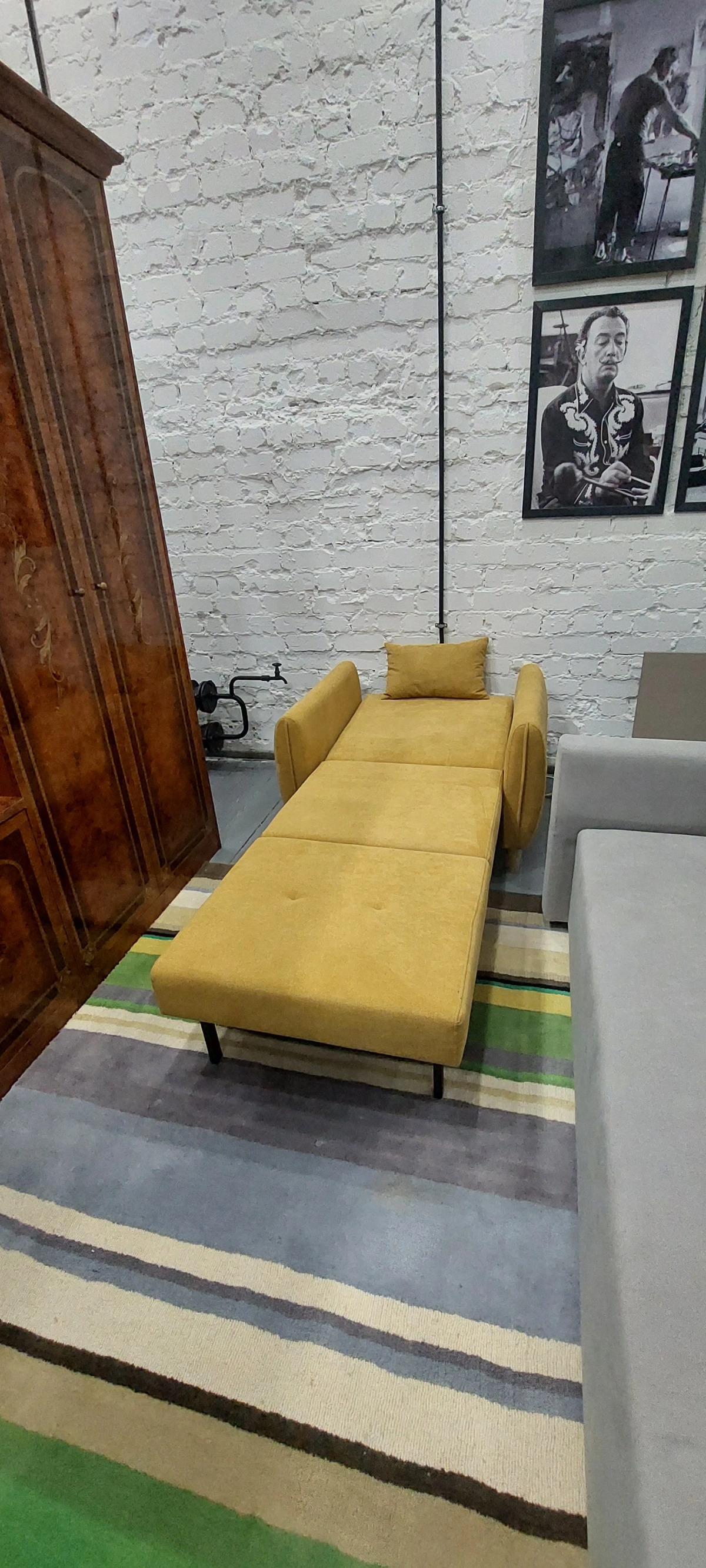 Апартаменты "У художника на Аллее Героев, 4"