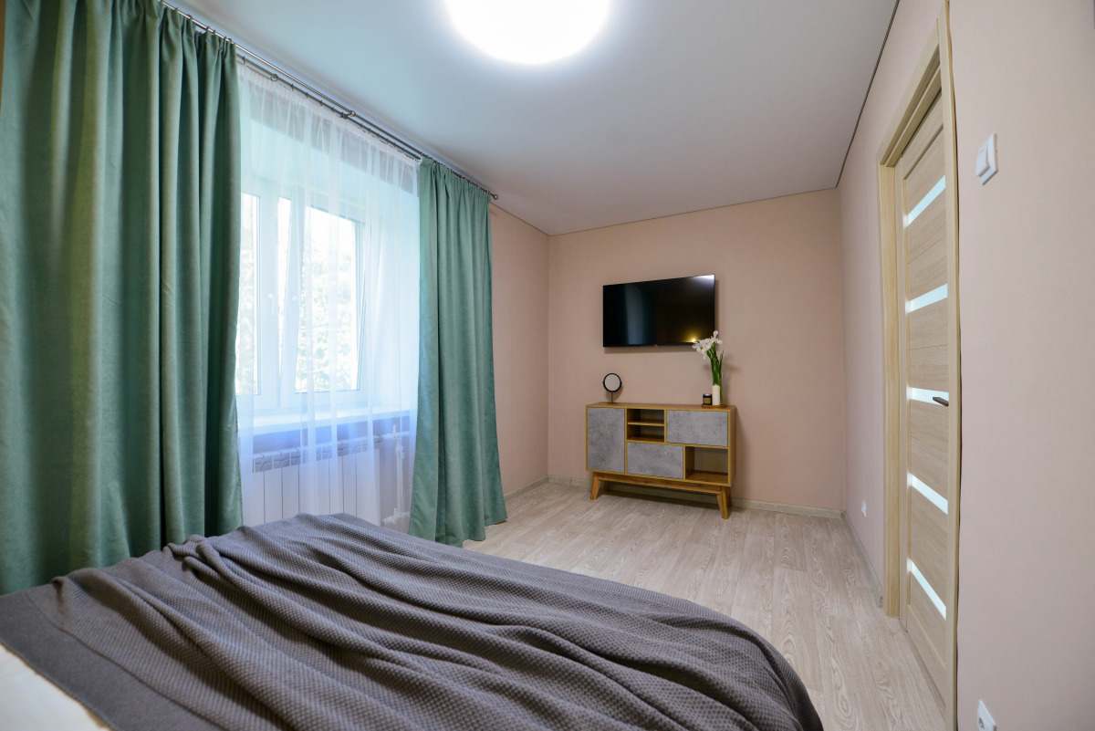 Апартаменты Ordzhinikidze Street