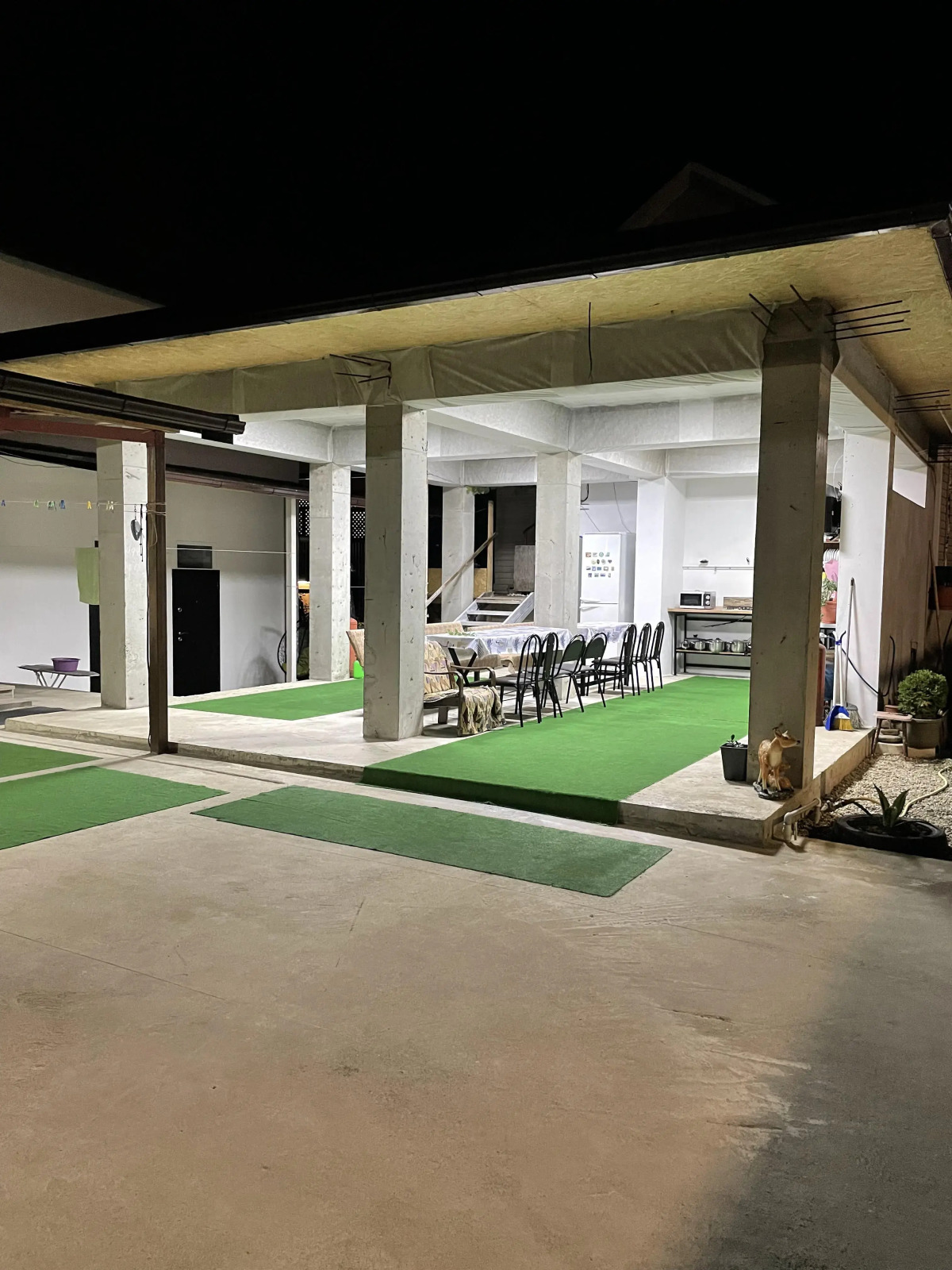 Апартаменты Стандартные трехместные с ванной комнатой