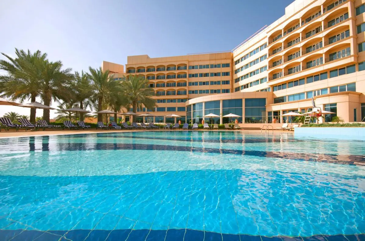 Danat Jebel Dhanna Resort