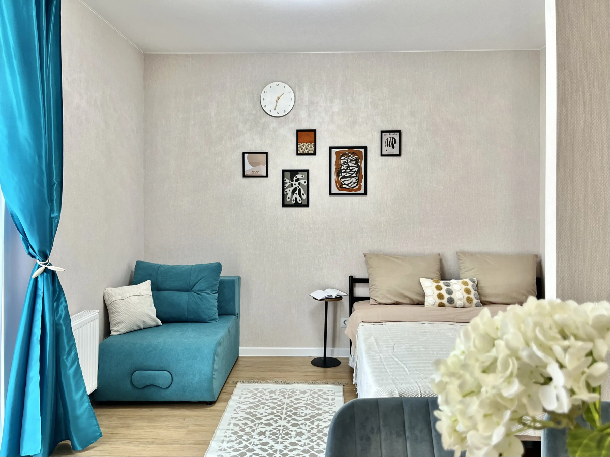 Квартира бирюзовая студия в Sердце города Перми