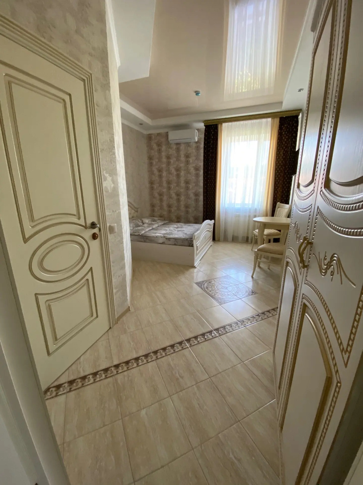 Гостиница Корона