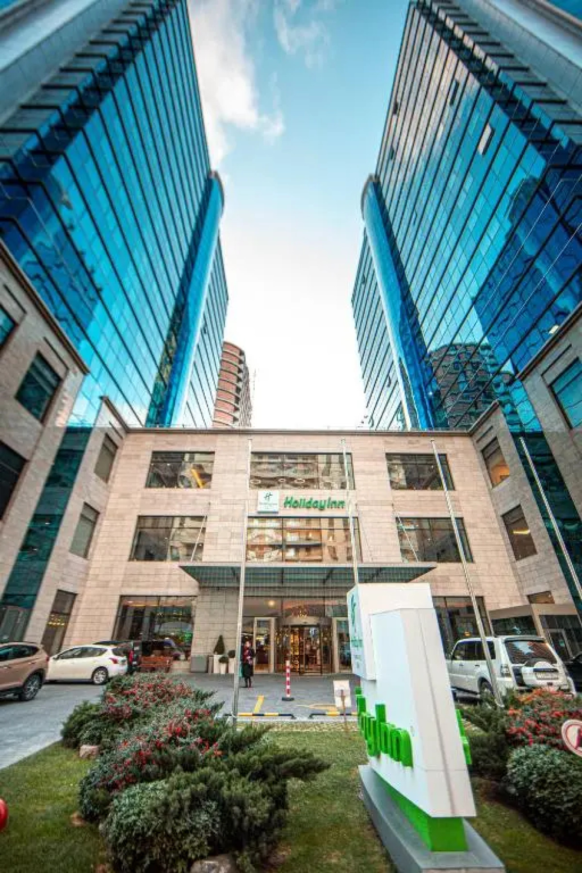 Отель Holiday Inn Baku