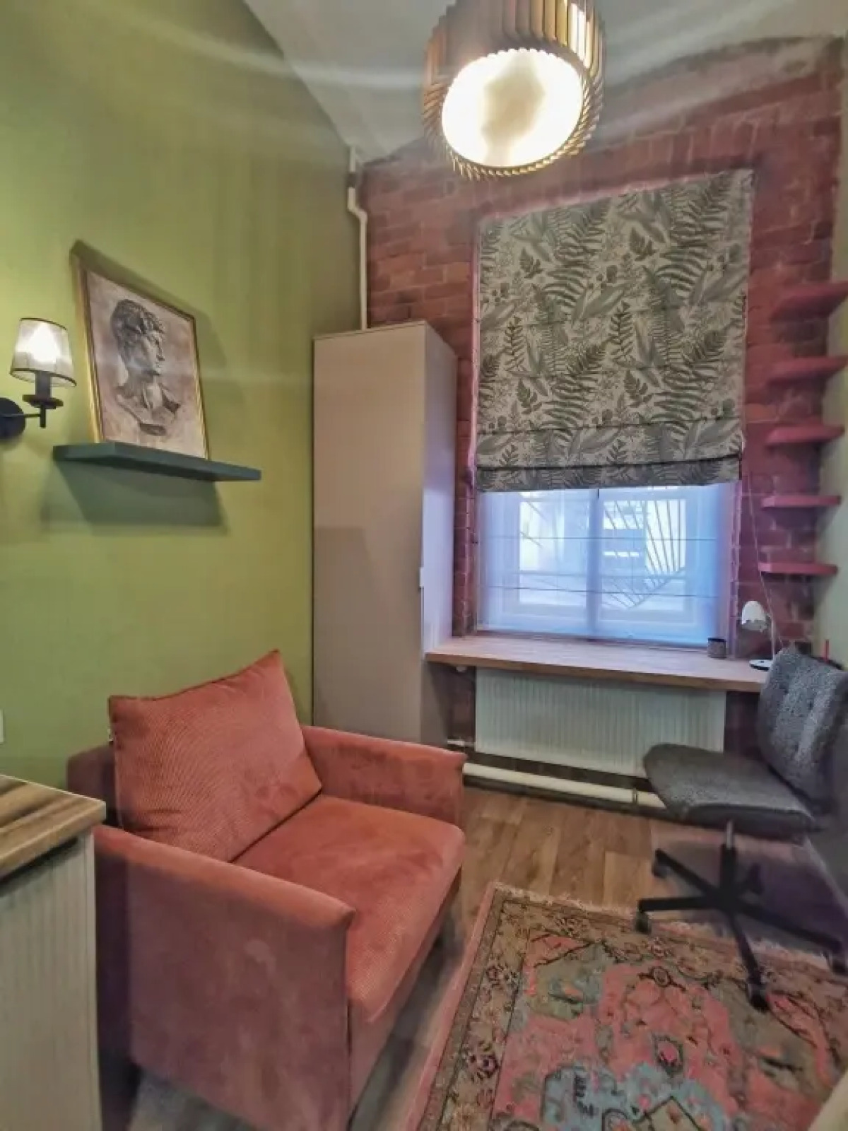 Апартаменты 3 на Васильевском острове (8ВО3)