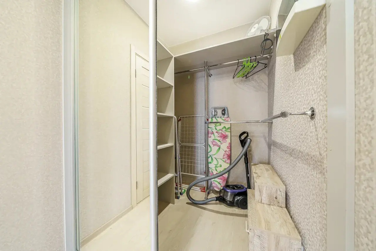 Апартаменты В новостройке на высоком этаже