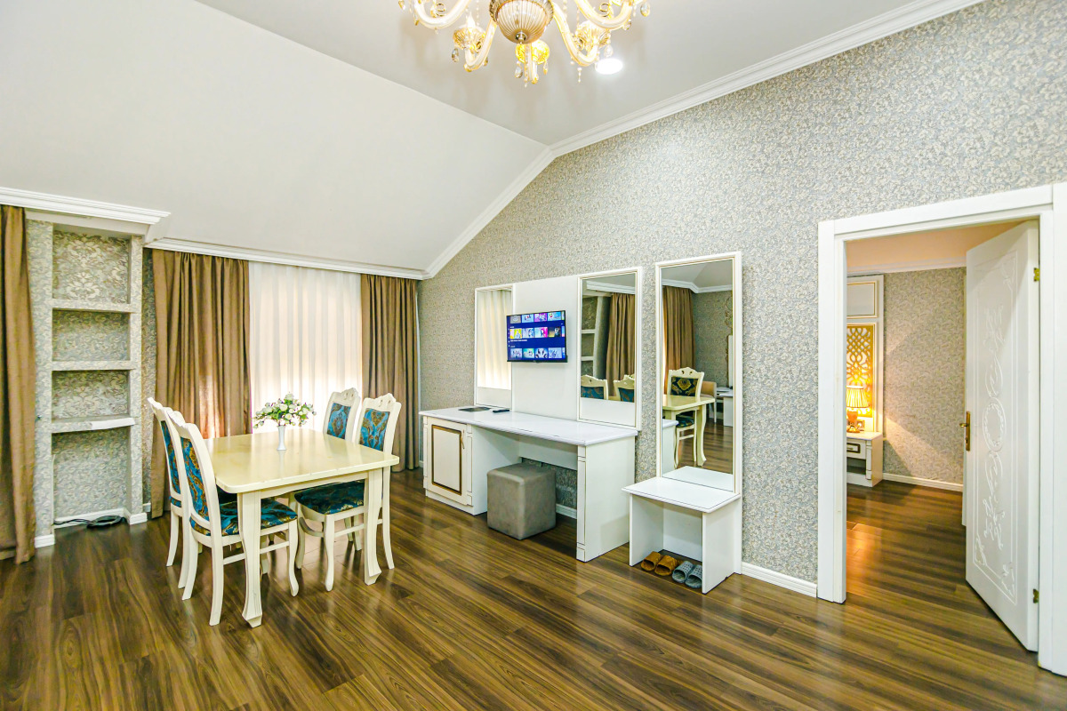 Отель Maris Baku