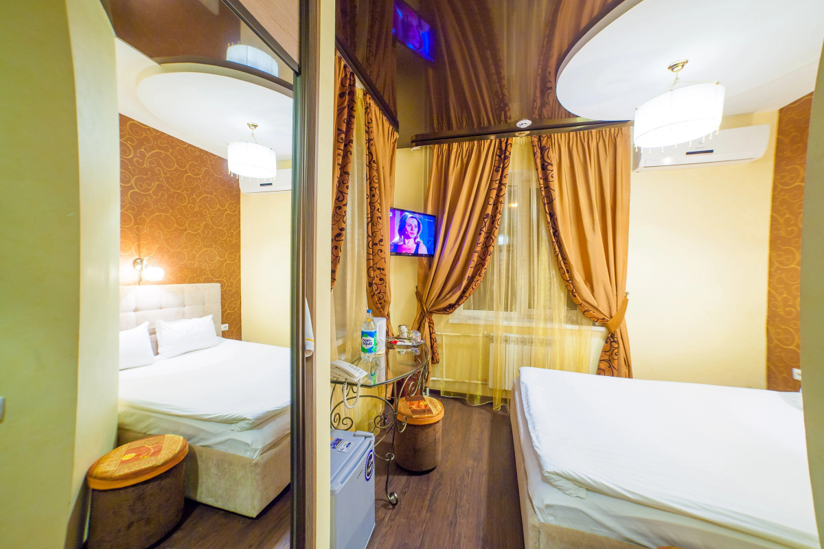 Отель Халиф