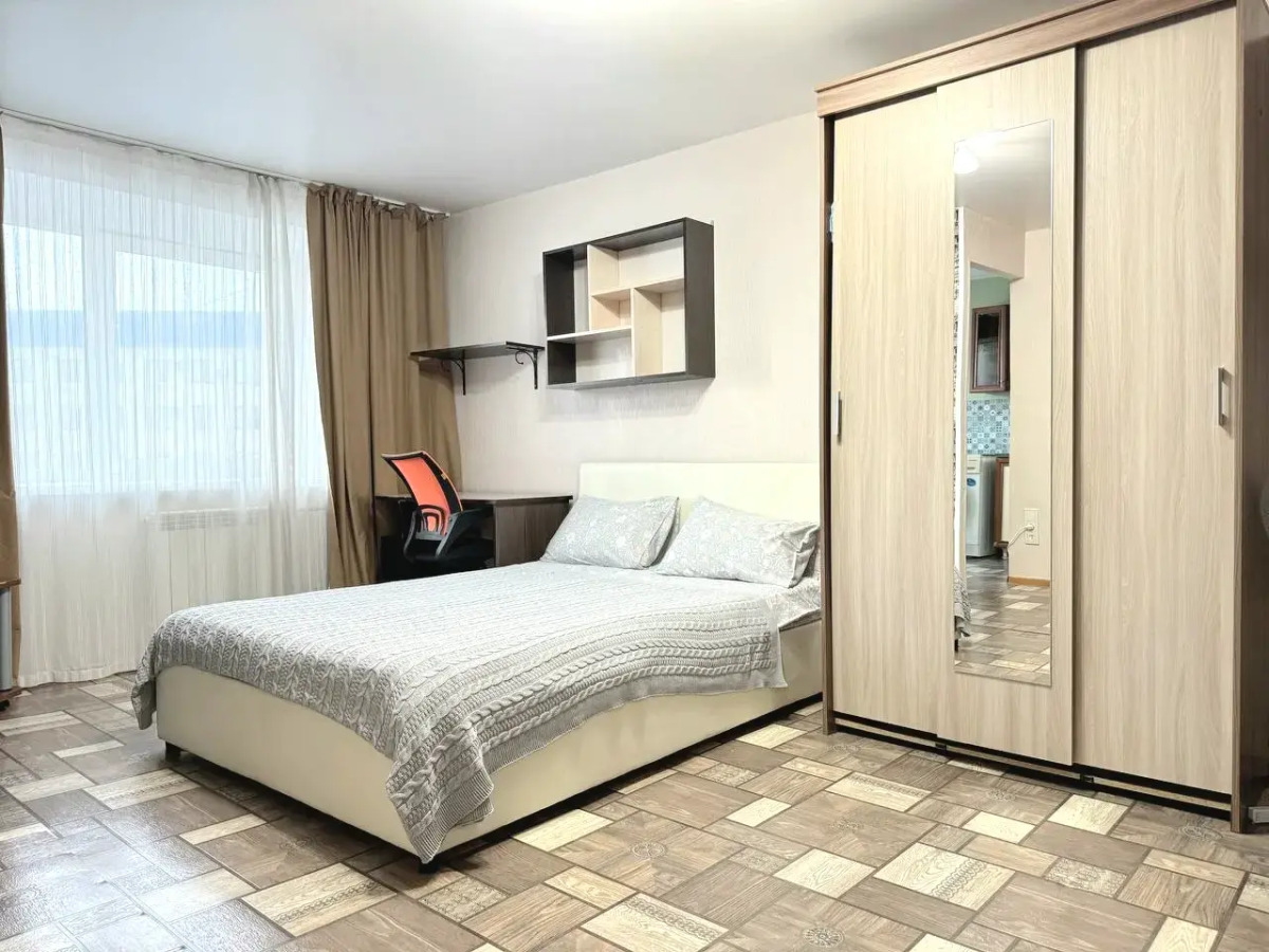 Квартира однокомнатная в центре на Островского рядом с МВД и ГорСадом