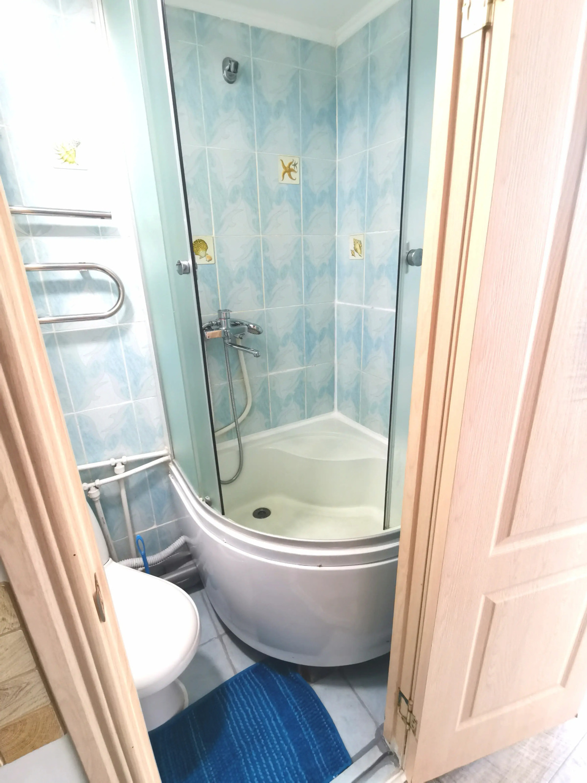 Апартаменты с балконом и видом на Золотой мост