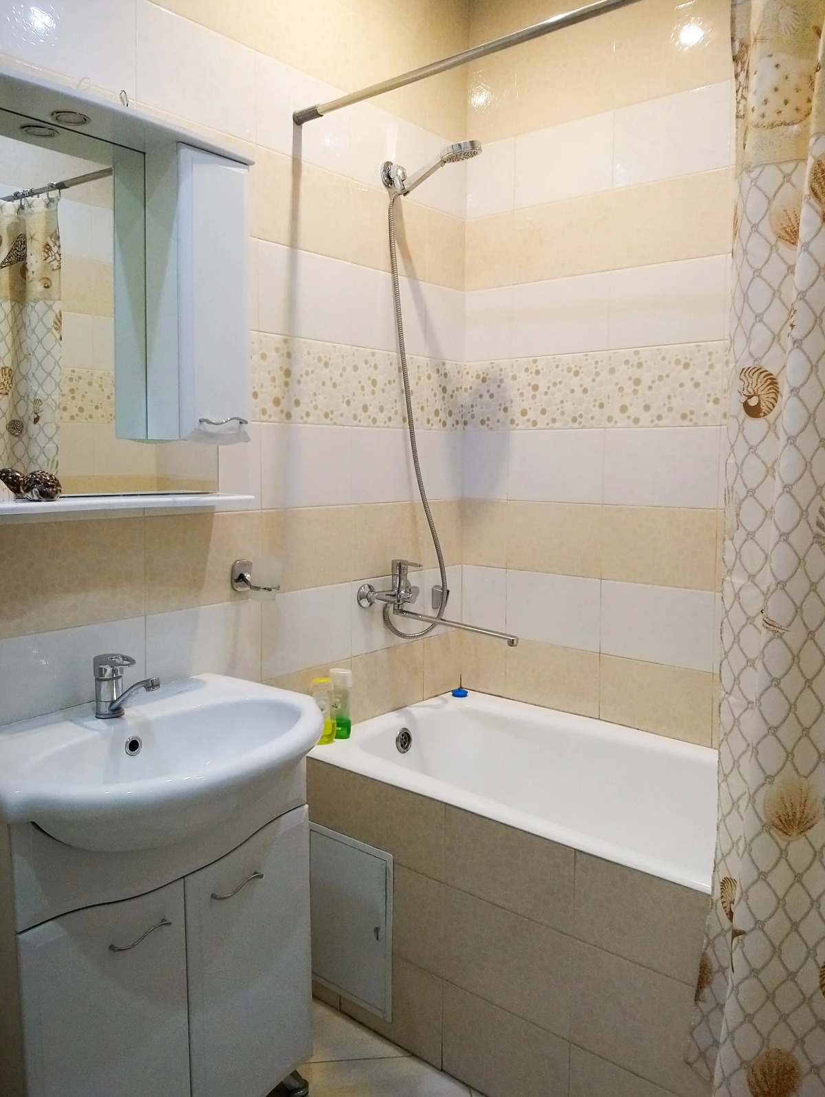 Апартаменты Фрунзе 49 этаж 20