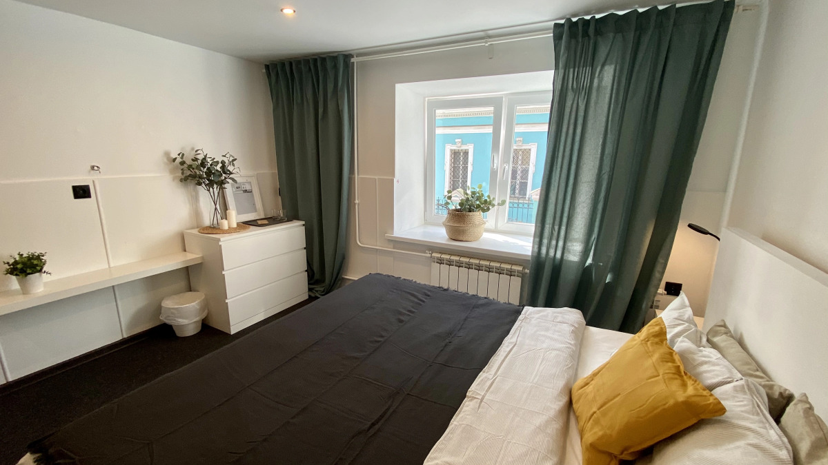 Апартаменты Серебрянический 17