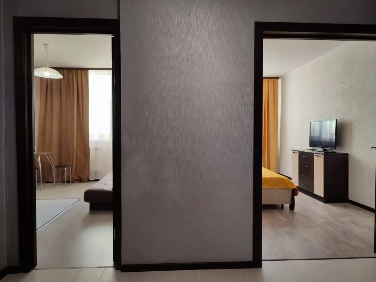 Апартаменты LikeHome на Салмышской 64/1