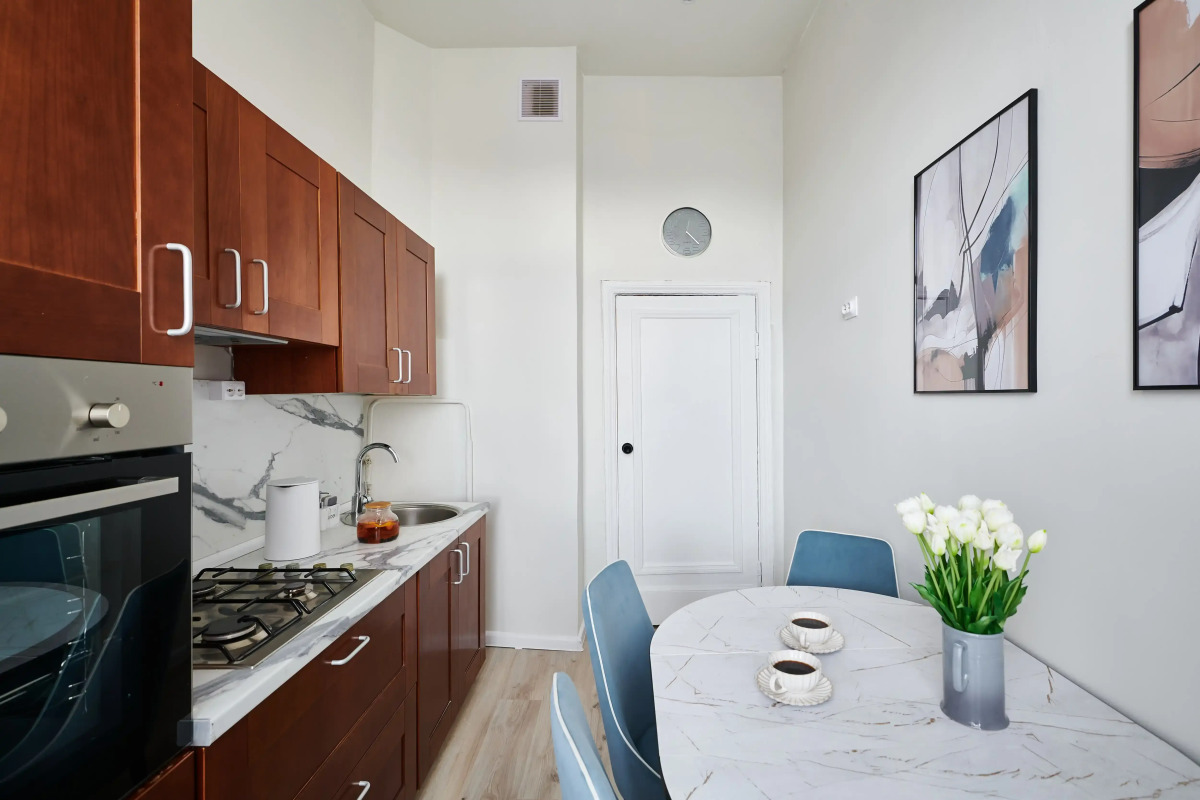 Квартира GM Apartments Тихая и уютная Трехкомнатная на Краснопресненской набережной